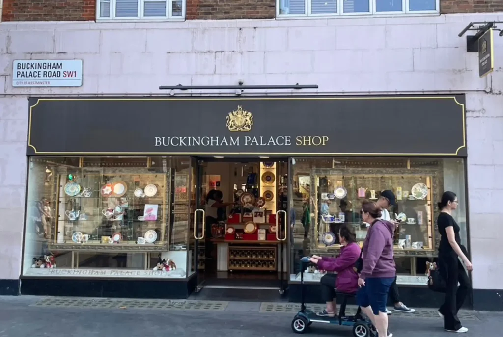 Buckingham Palace SHOPの外観