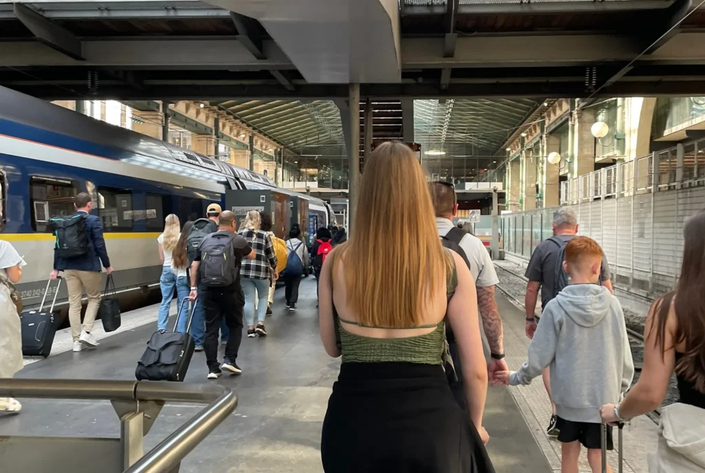Gare du Nord 到着 パリ北駅 ユーロスター